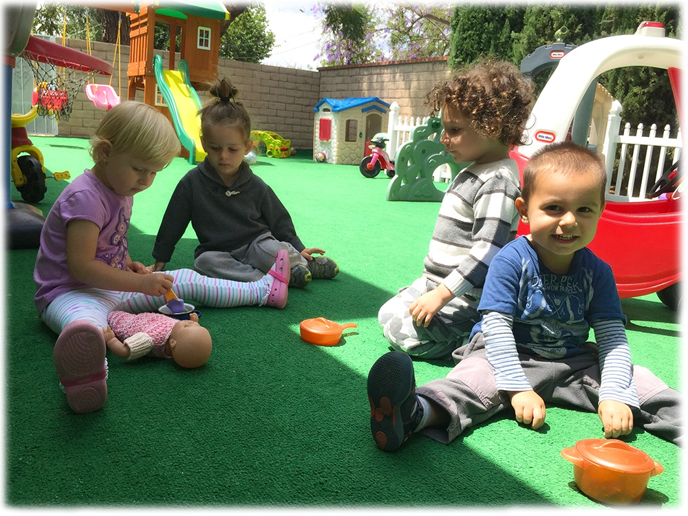 Glukhova_Russian_Child_Day_Care_Kids_Outdoors